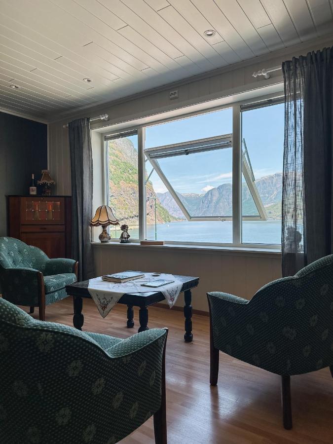 Svingen Guesthouse - Panoramic Fjord Views In ฟลอม ภายนอก รูปภาพ