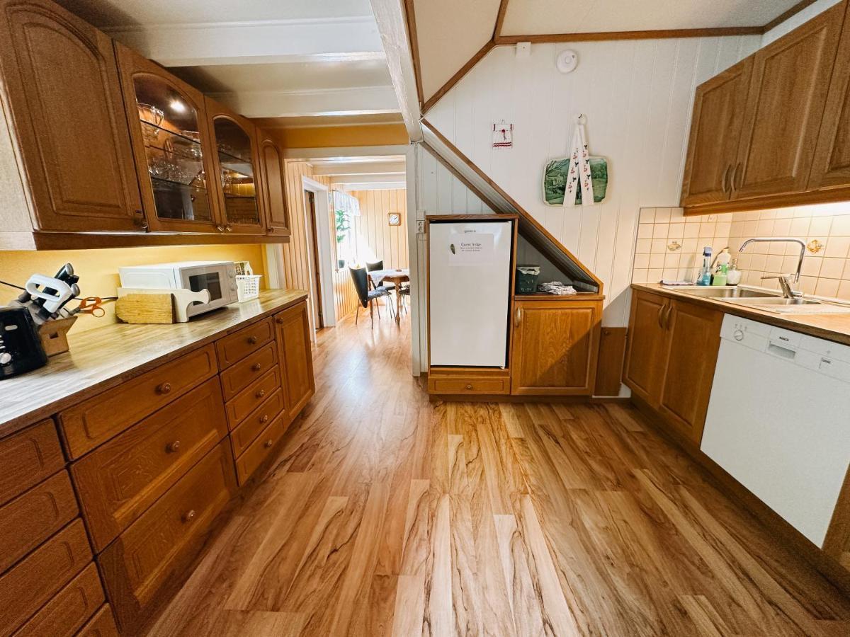 Svingen Guesthouse - Panoramic Fjord Views In ฟลอม ภายนอก รูปภาพ