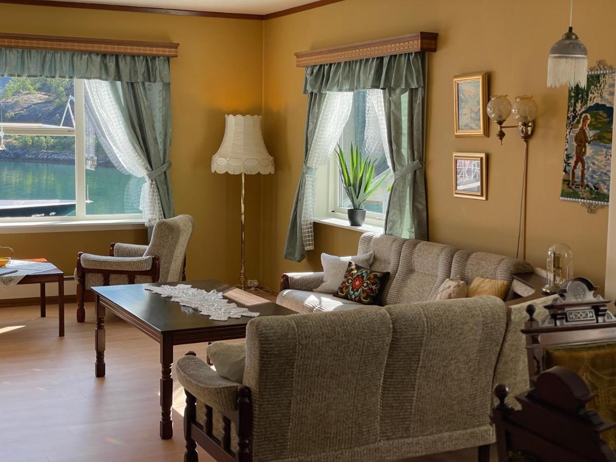 Svingen Guesthouse - Panoramic Fjord Views In ฟลอม ภายนอก รูปภาพ