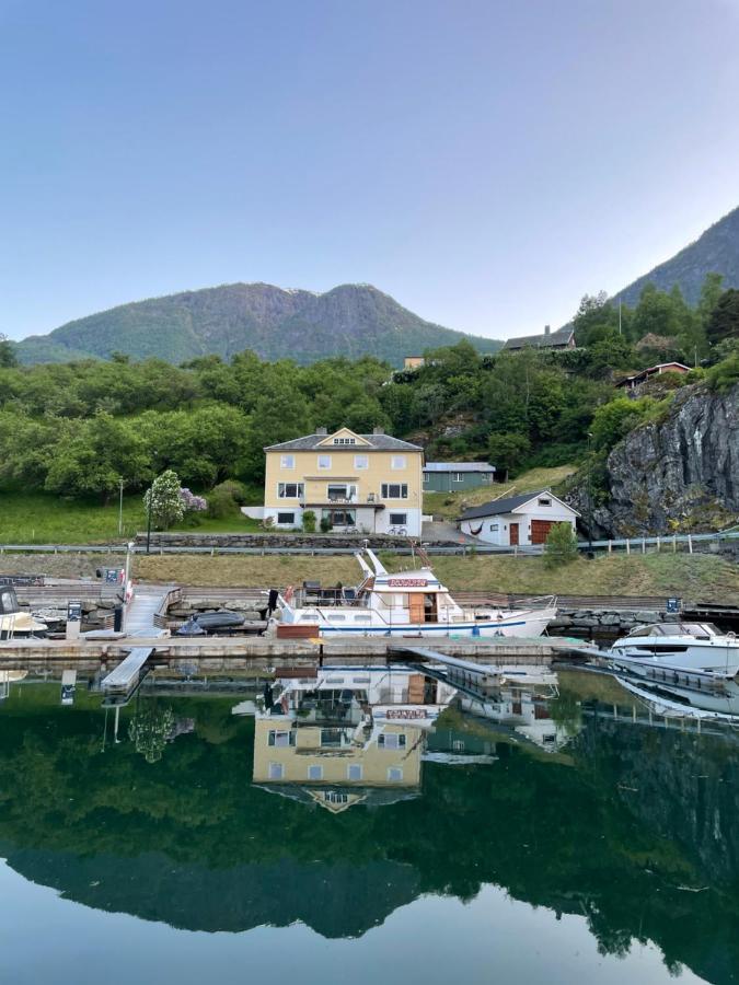 Svingen Guesthouse - Panoramic Fjord Views In ฟลอม ภายนอก รูปภาพ